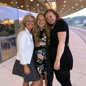 Meet your Posher, Alana